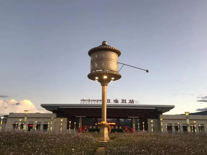 深圳到日喀則地區(qū)貨運公司(當天派送）